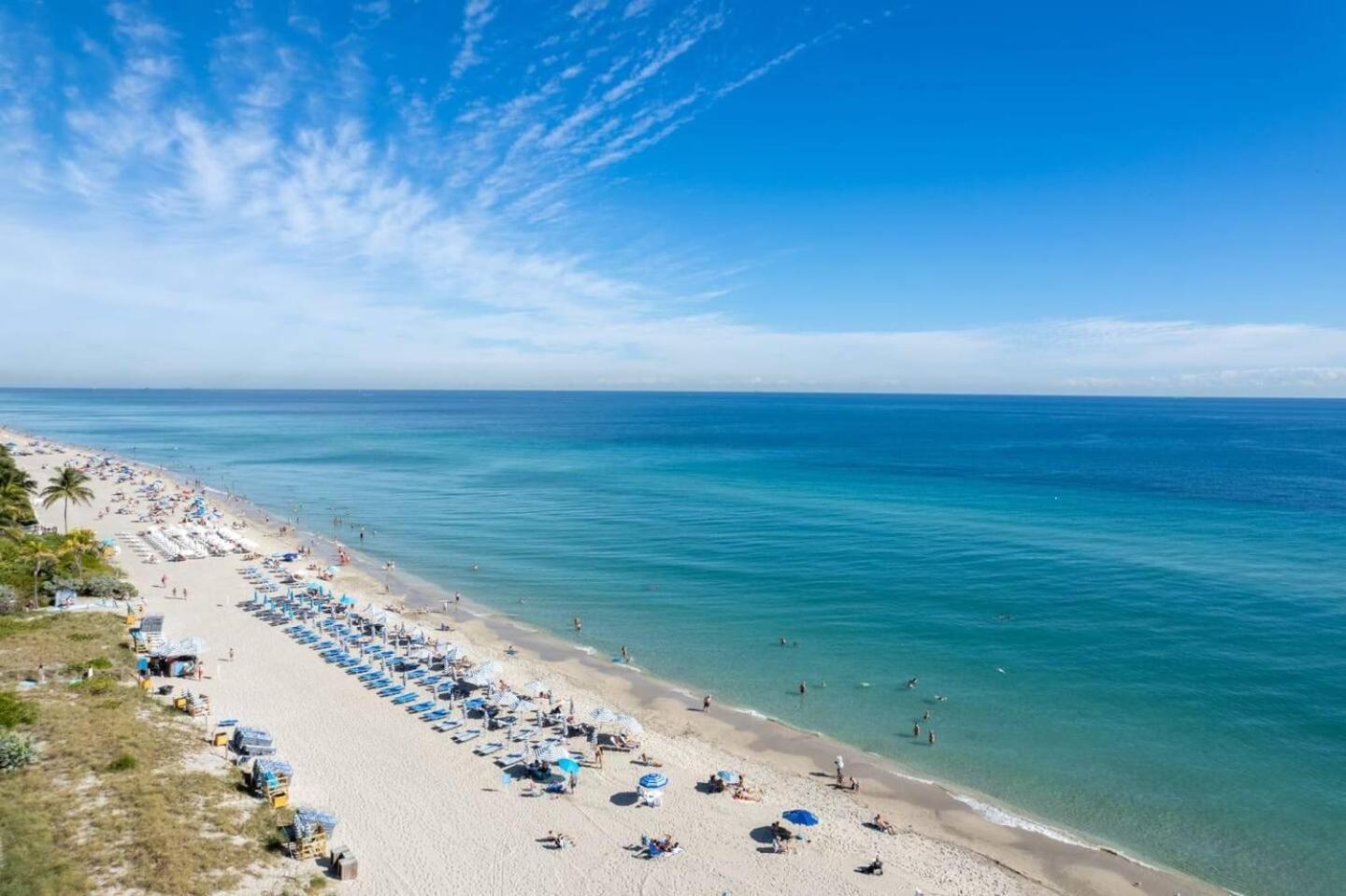 Beachwalk Resort & Condos Hallandale Beach Exterior photo